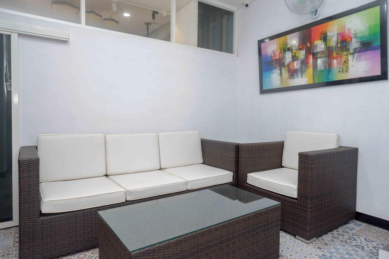 Reddoorz Plus Near Patung Kuda Undip Jatingaleh ภายนอก รูปภาพ