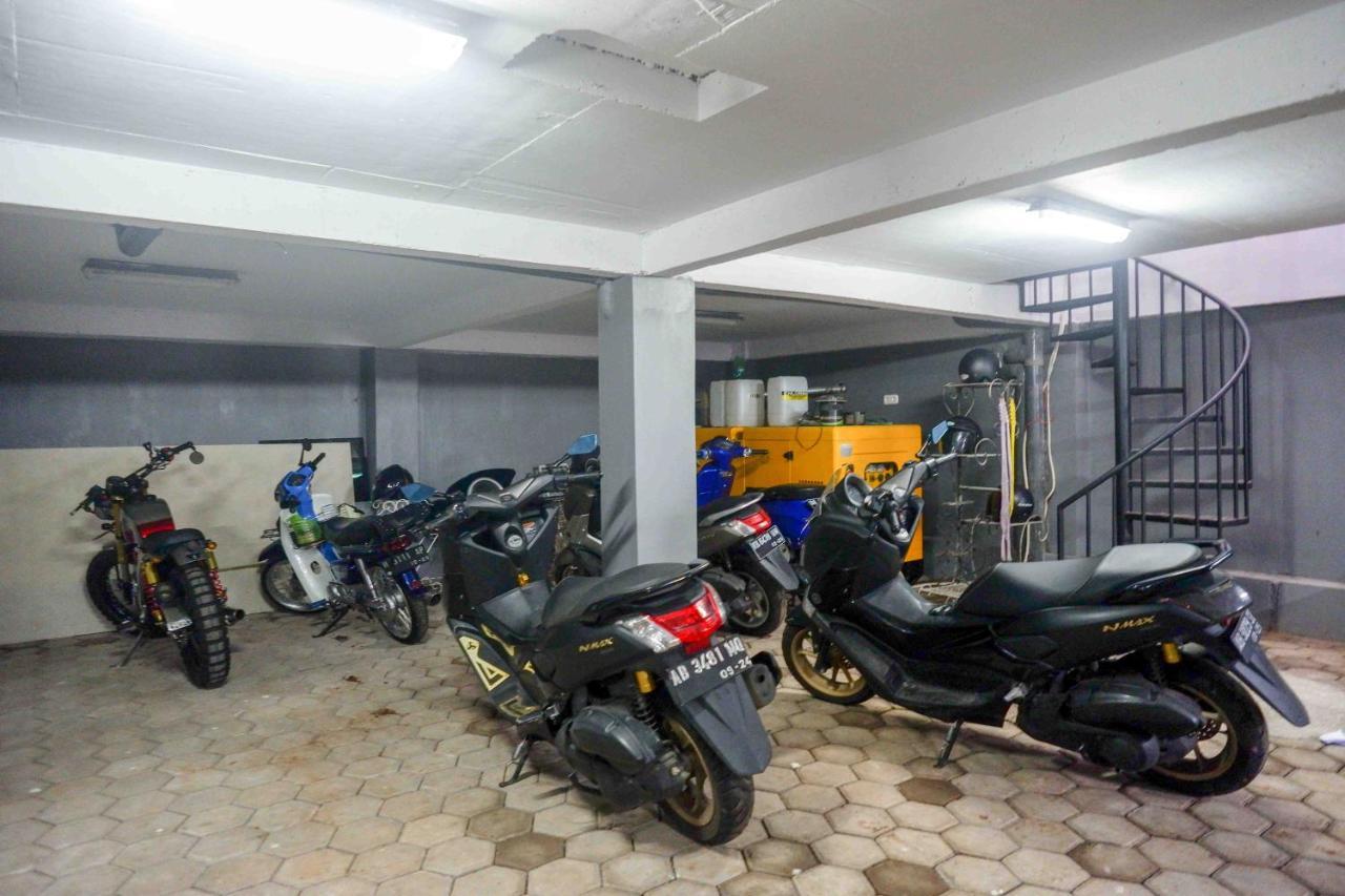 Reddoorz Plus Near Patung Kuda Undip Jatingaleh ภายนอก รูปภาพ