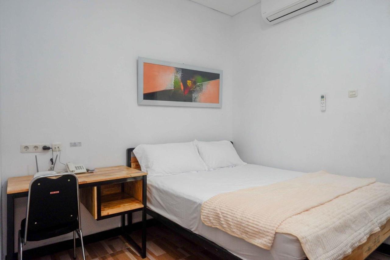 Reddoorz Plus Near Patung Kuda Undip Jatingaleh ภายนอก รูปภาพ