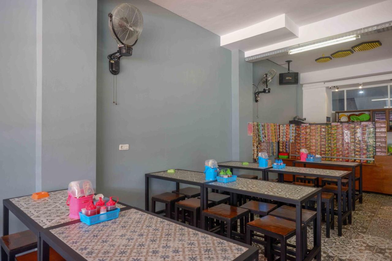 Reddoorz Plus Near Patung Kuda Undip Jatingaleh ภายนอก รูปภาพ