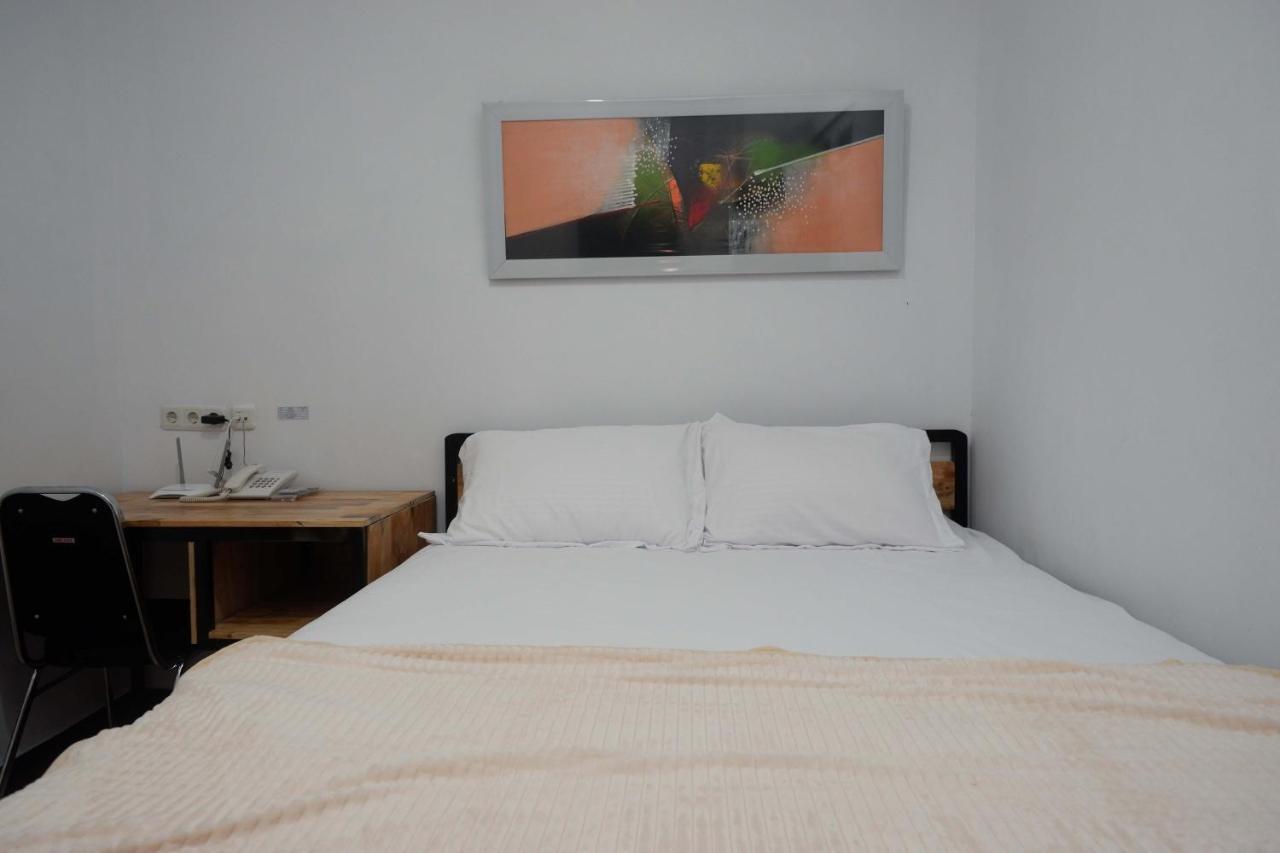 Reddoorz Plus Near Patung Kuda Undip Jatingaleh ภายนอก รูปภาพ