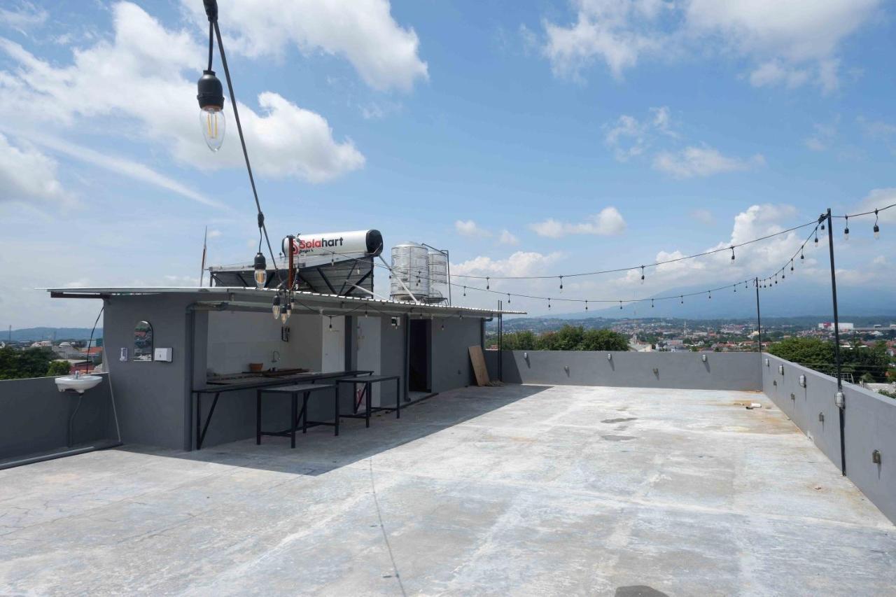 Reddoorz Plus Near Patung Kuda Undip Jatingaleh ภายนอก รูปภาพ